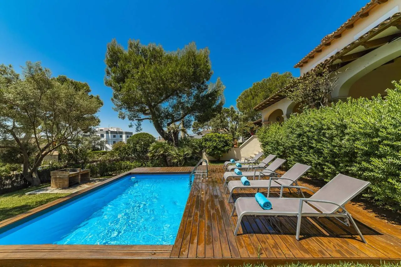 Villa Alcanada Garden Alcudia   Alcudia (Mallorca)